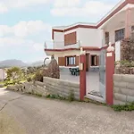 Apartment With Large Private Outdoor Space And Parking Castelsardo
