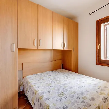 Appartamento With Large Private Outdoor Space And Parking