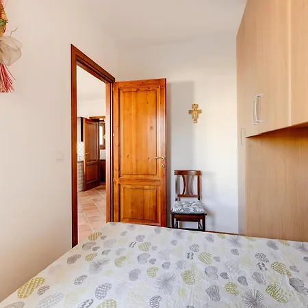 Appartamento With Large Private Outdoor Space And Parking Castelsardo