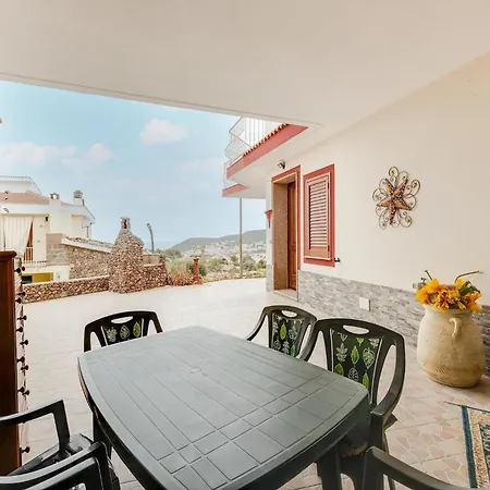 With Large Private Outdoor Space And Parking * Castelsardo